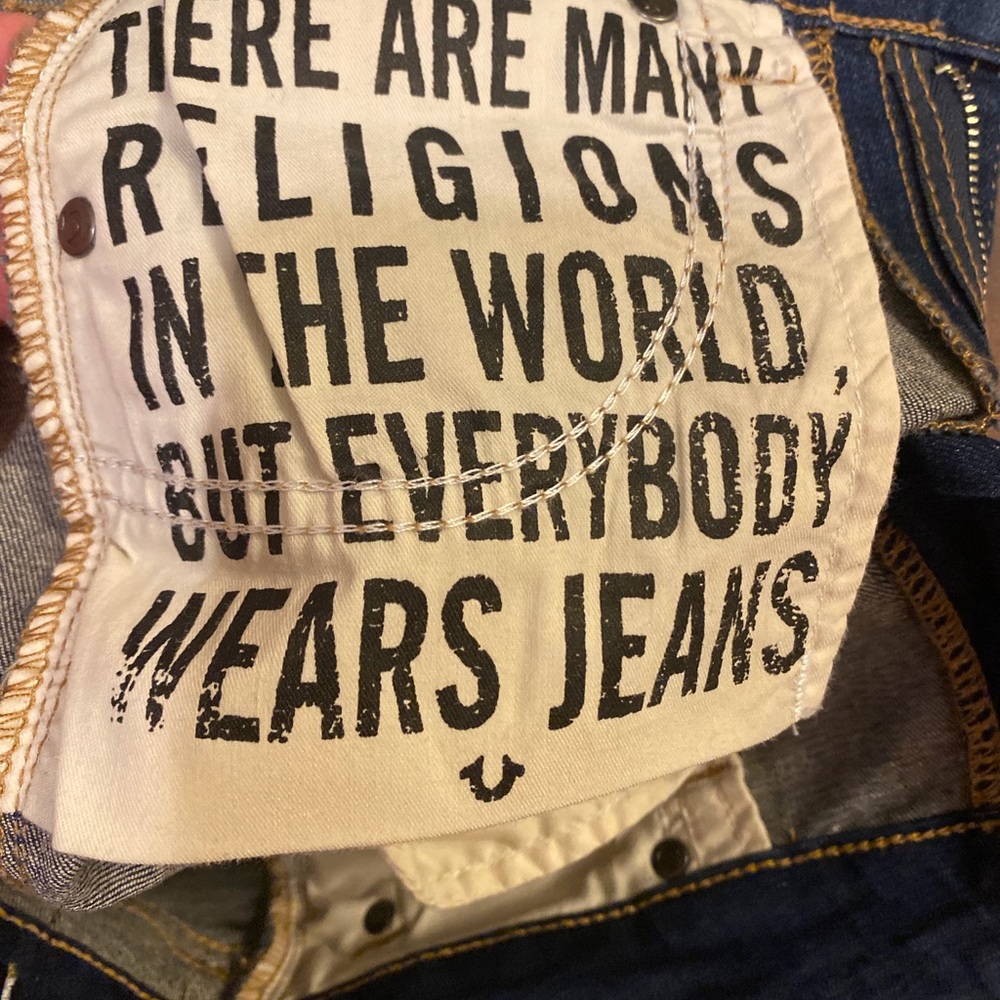 True Religion Jennie Mid Rise Curvy Shorts Size 27 Denim - Picture 7 of 11